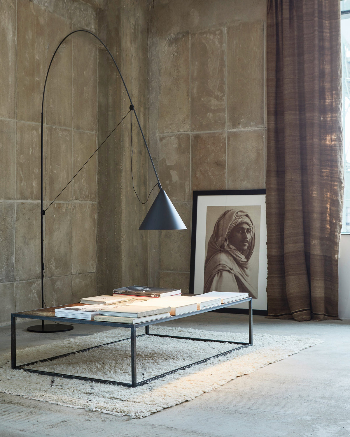 AYNO Floor Lamp | Midgard
