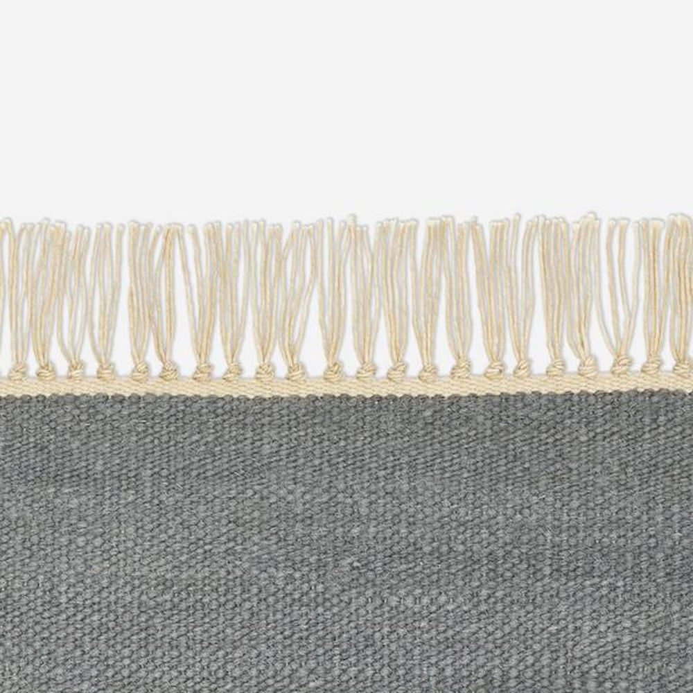 Vintage Naturally Coloured Fringes 7743