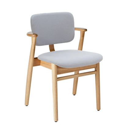Domus Chair - 布/革張り