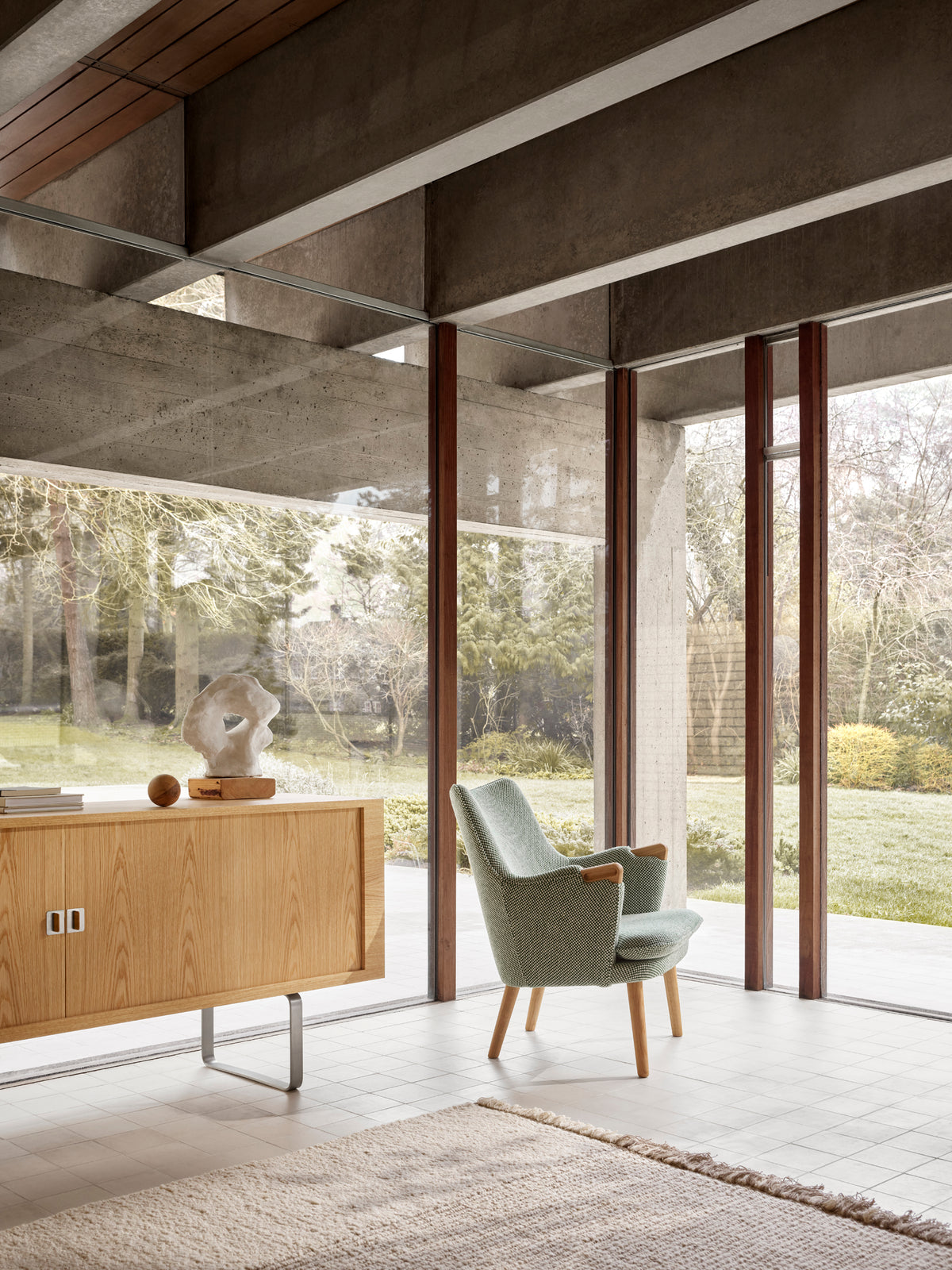 CH71 Lounge Chair