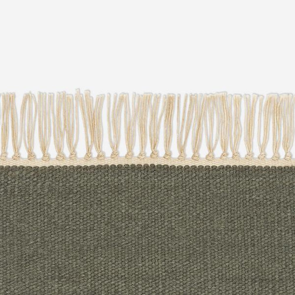 Vintage Naturally Coloured Fringes 7724