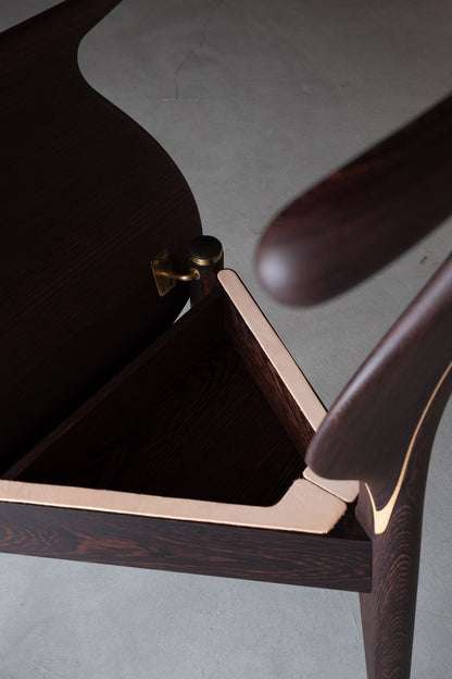 pp250 | Valet Chair - Rare Edition
