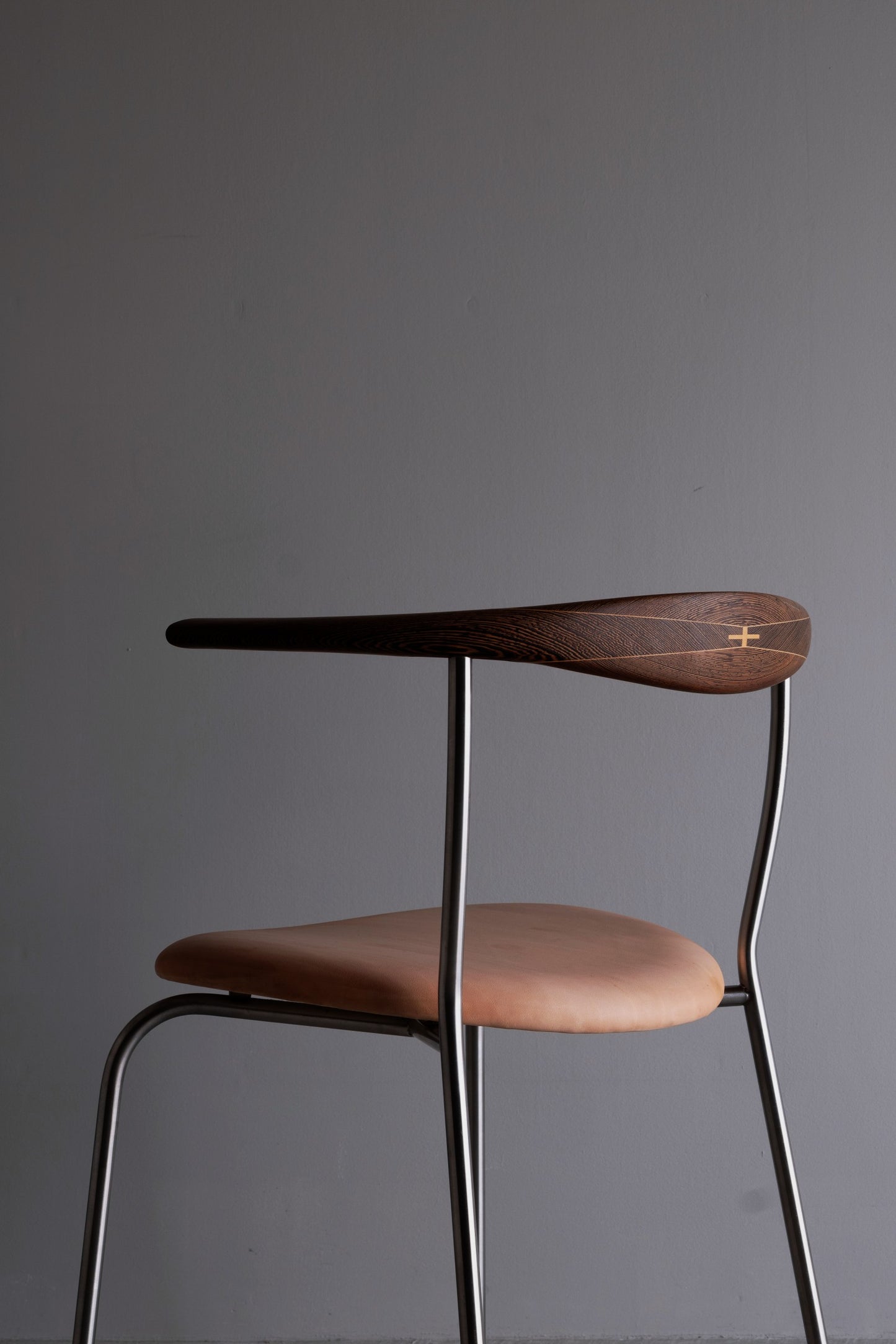 pp701 | Minimal Chair - Rare Edition