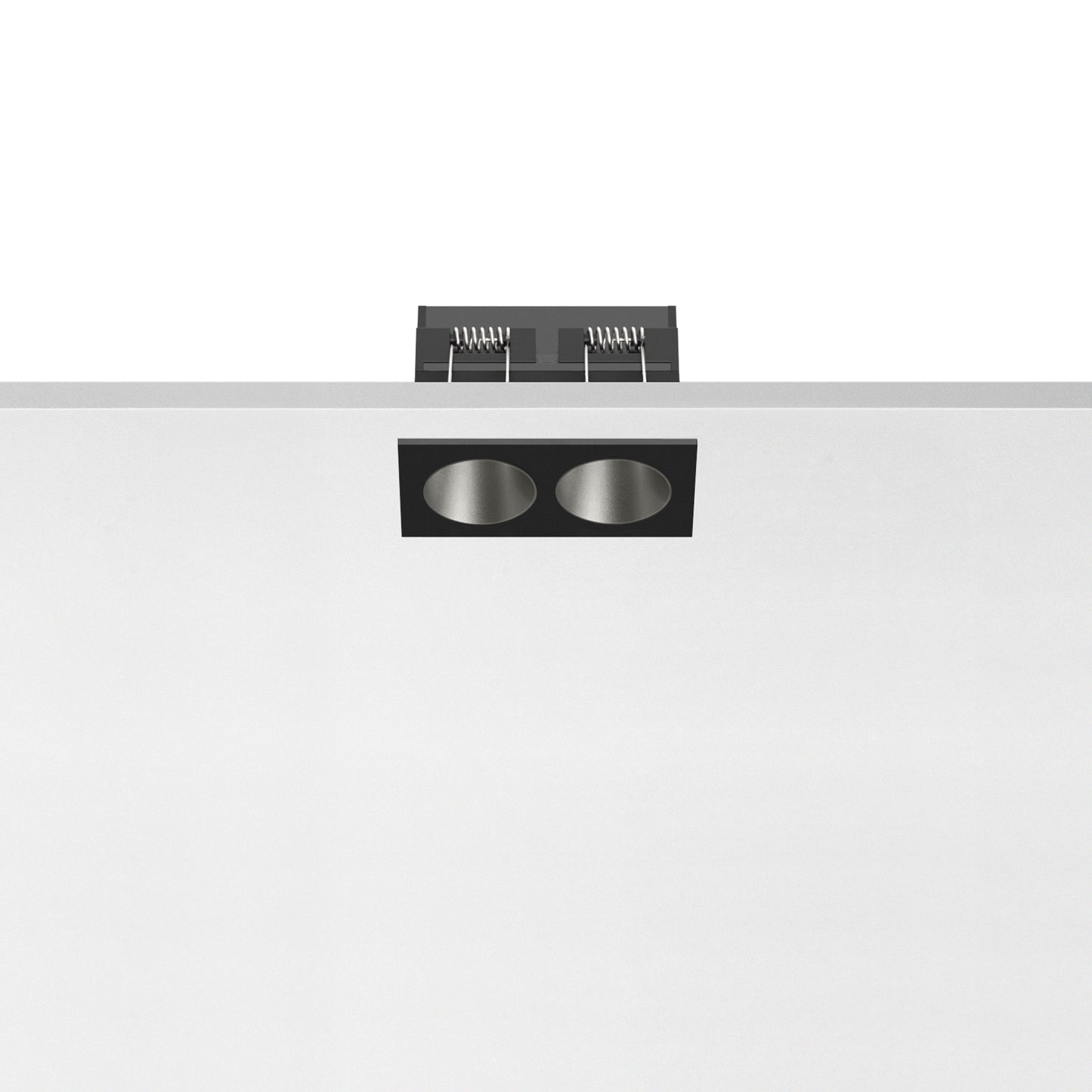 Light Shadow Line：2L Trim Steel/Black