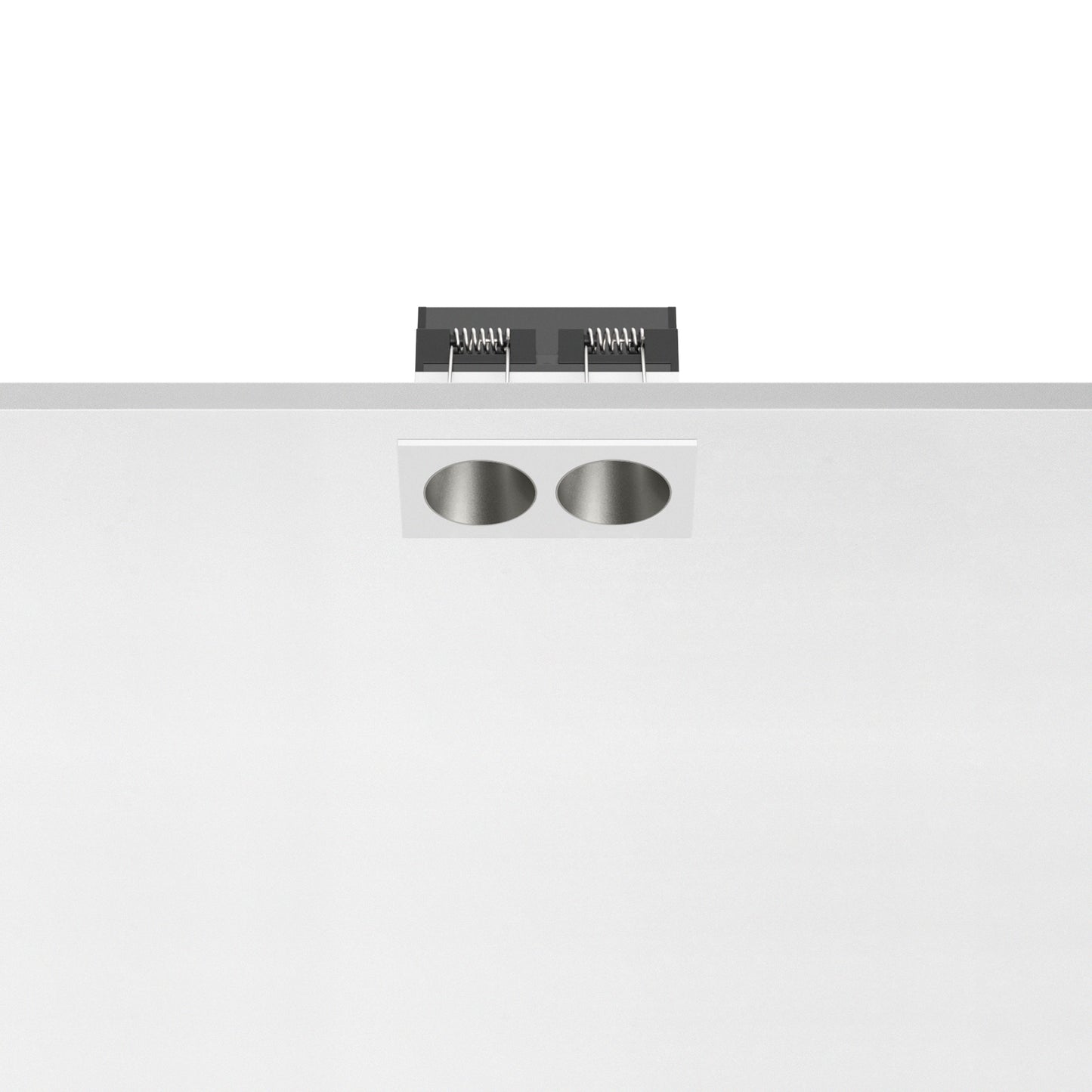 Light Shadow Line：2L Trim Steel/White