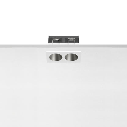 Light Shadow Line：2L Trim Steel/White