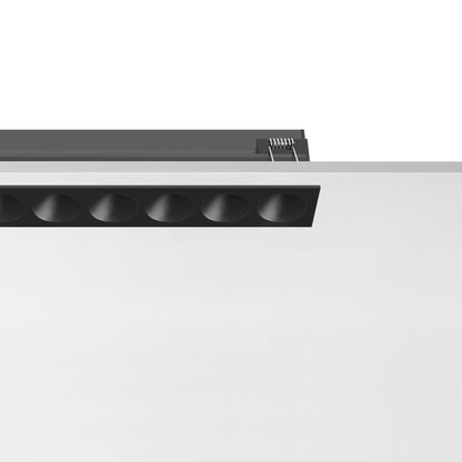Light Shadow Line：8L Trim Black/Black