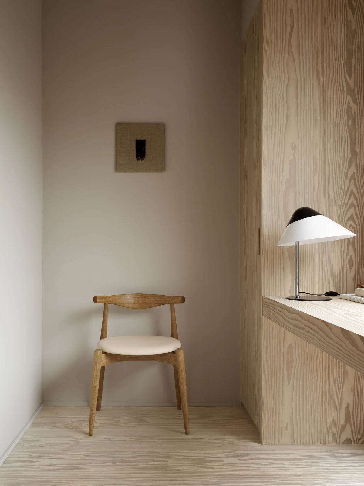 CH20 エルボーチェア Japan Collection｜Hans J. Wegner / Carl Hansen & Søn
