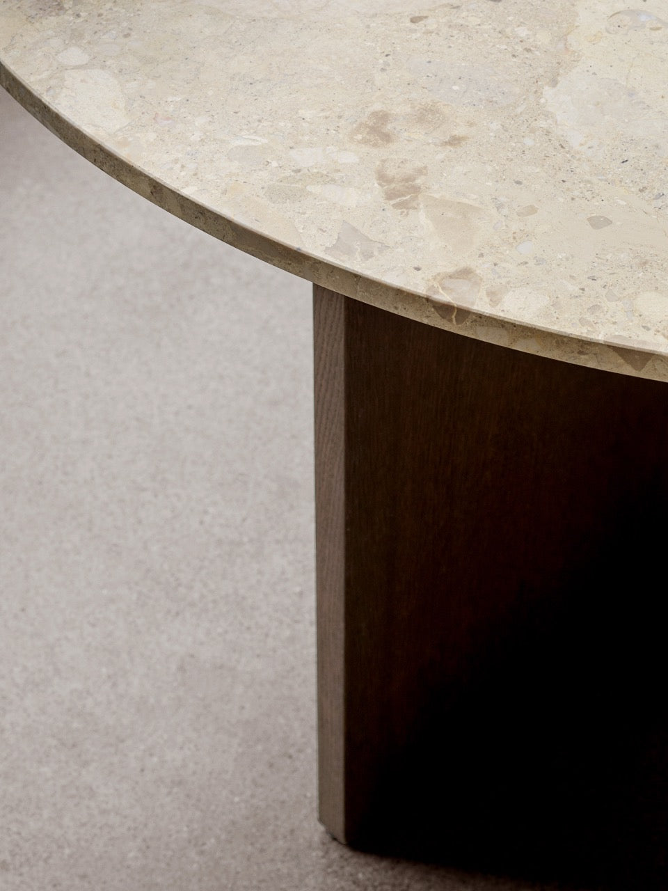 Androgyne Dining Table