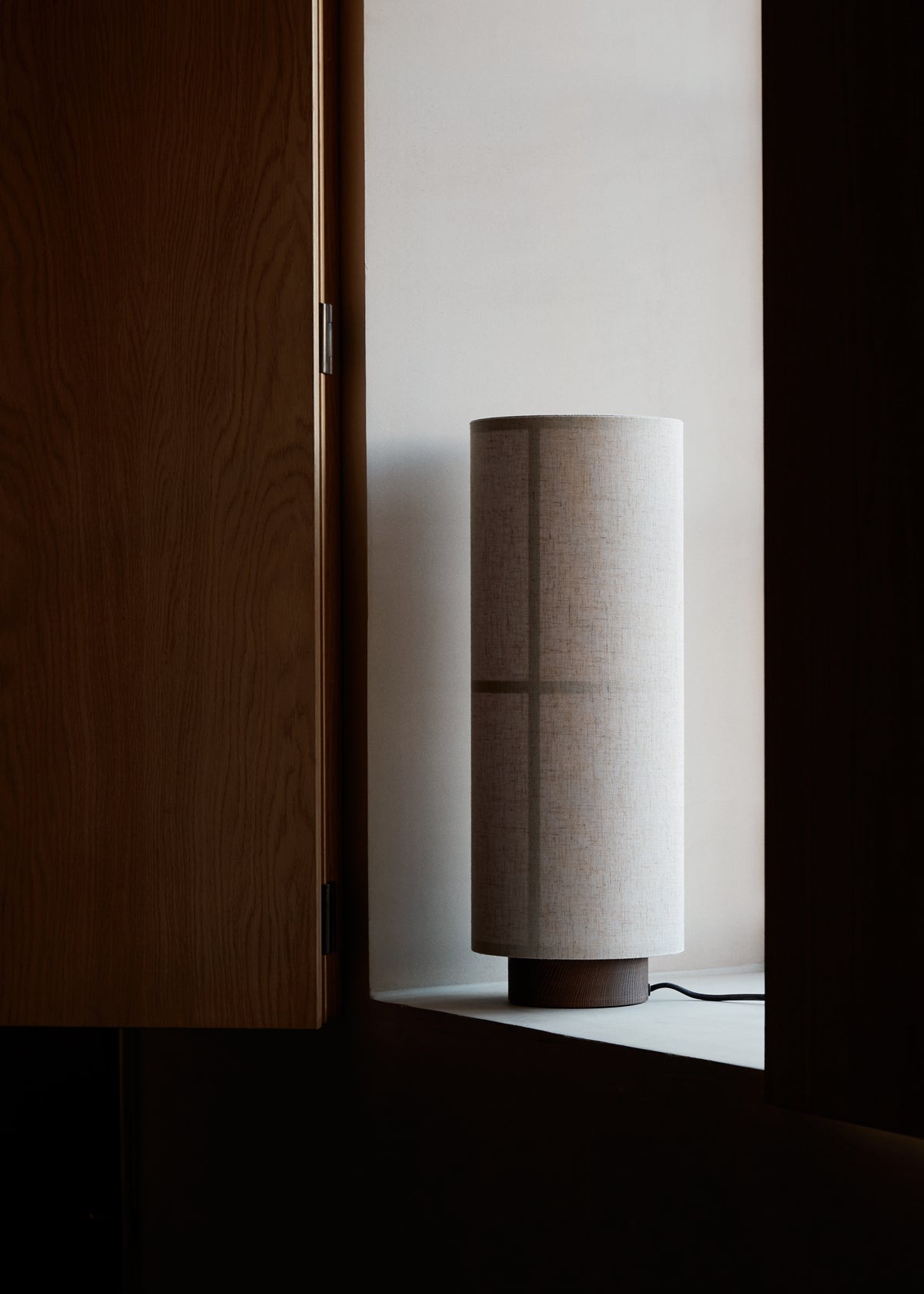 Hashira Table Lamp