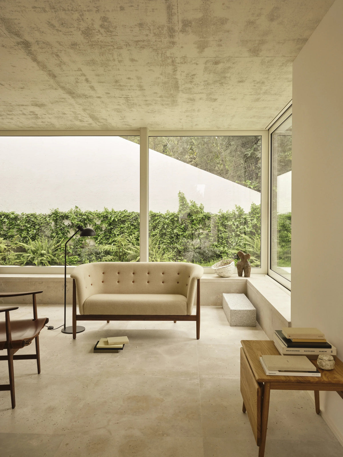 ND52-2 Vita Sofa - lifestyle