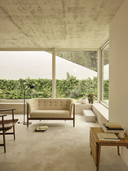 ND55 coffee table - lifestyle