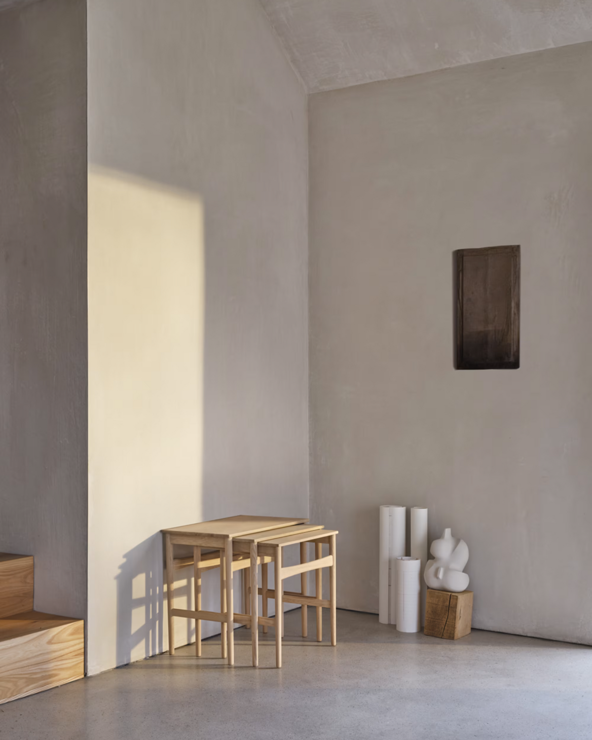 CH004 Nesting Tables lifestyle