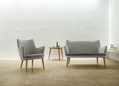 CH71 Lounge Chair lifestyle - light grey, with CH72 sofa