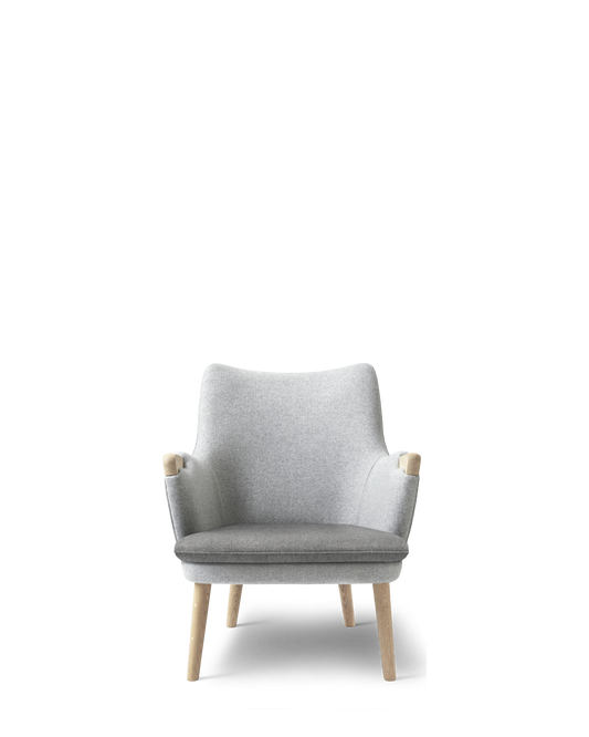 CH71 Lounge Chair Oak White Oil front