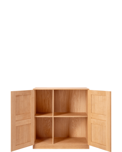 MK73 Cabinet（扉を開けた状態）/ Oak oil - real-scale / floor baseline y1874 / 1.00px=1mm