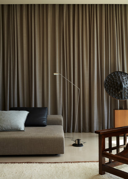 Daphine LED Floor Lamp | LUMINA