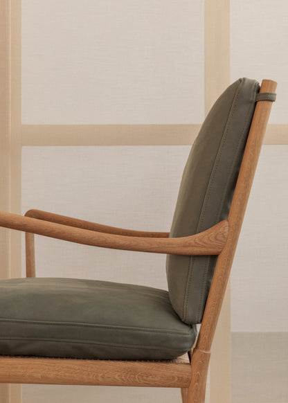 OW149 | Colonial Chair