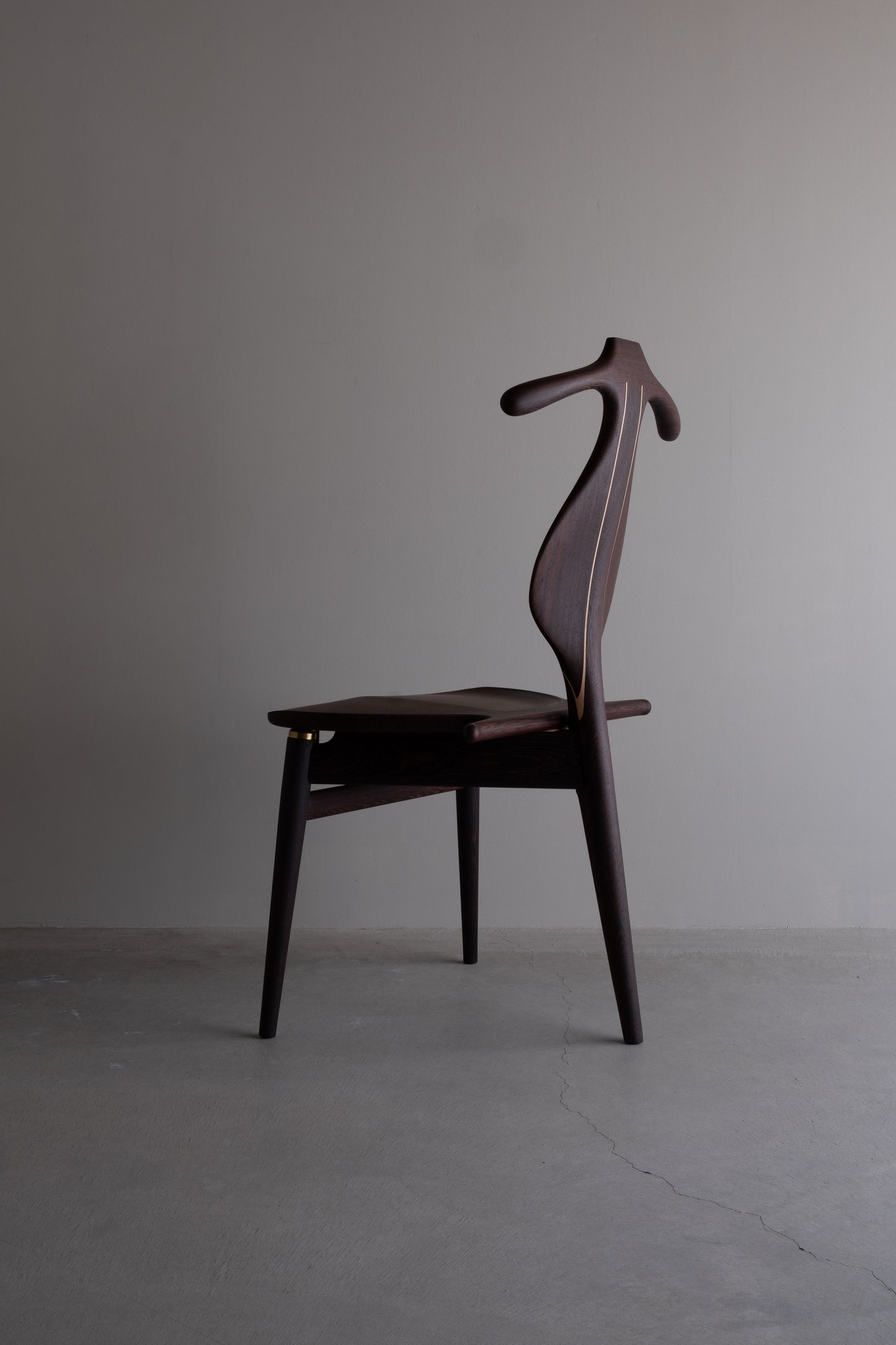 pp250 | Valet Chair - Rare Edition