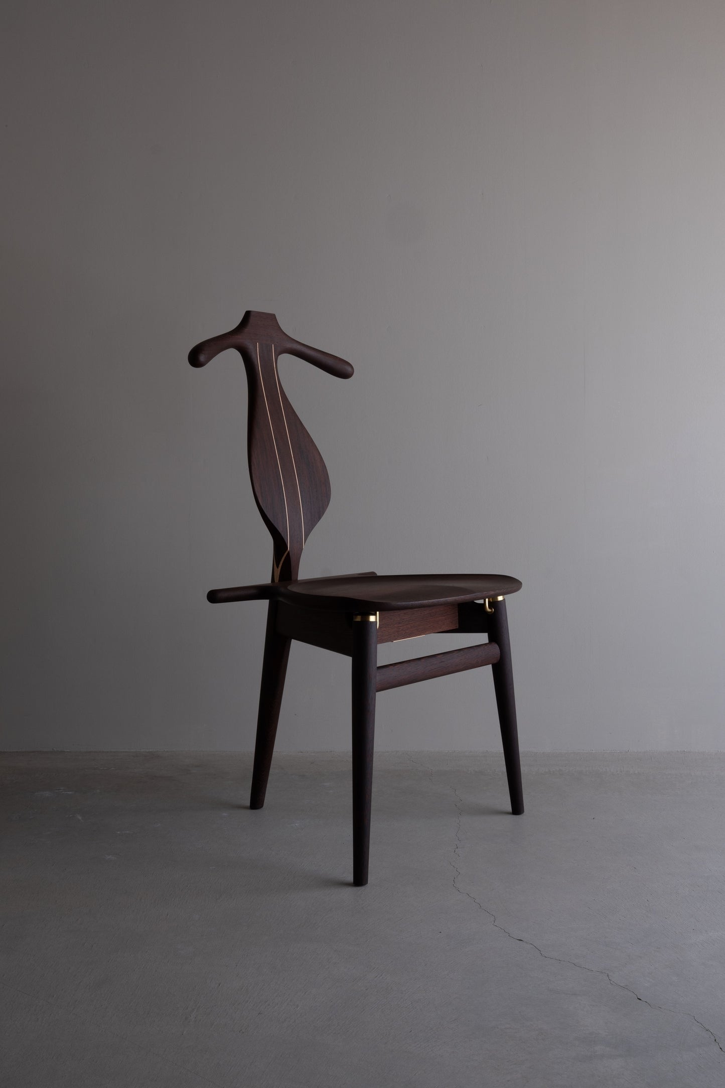 pp250 | Valet Chair - Rare Edition