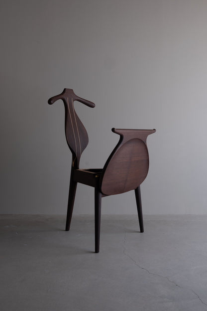 pp250 | Valet Chair - Rare Edition