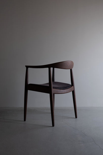 pp503 | Round Chair - Rare Edition