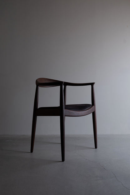 pp503 | Round Chair - Rare Edition