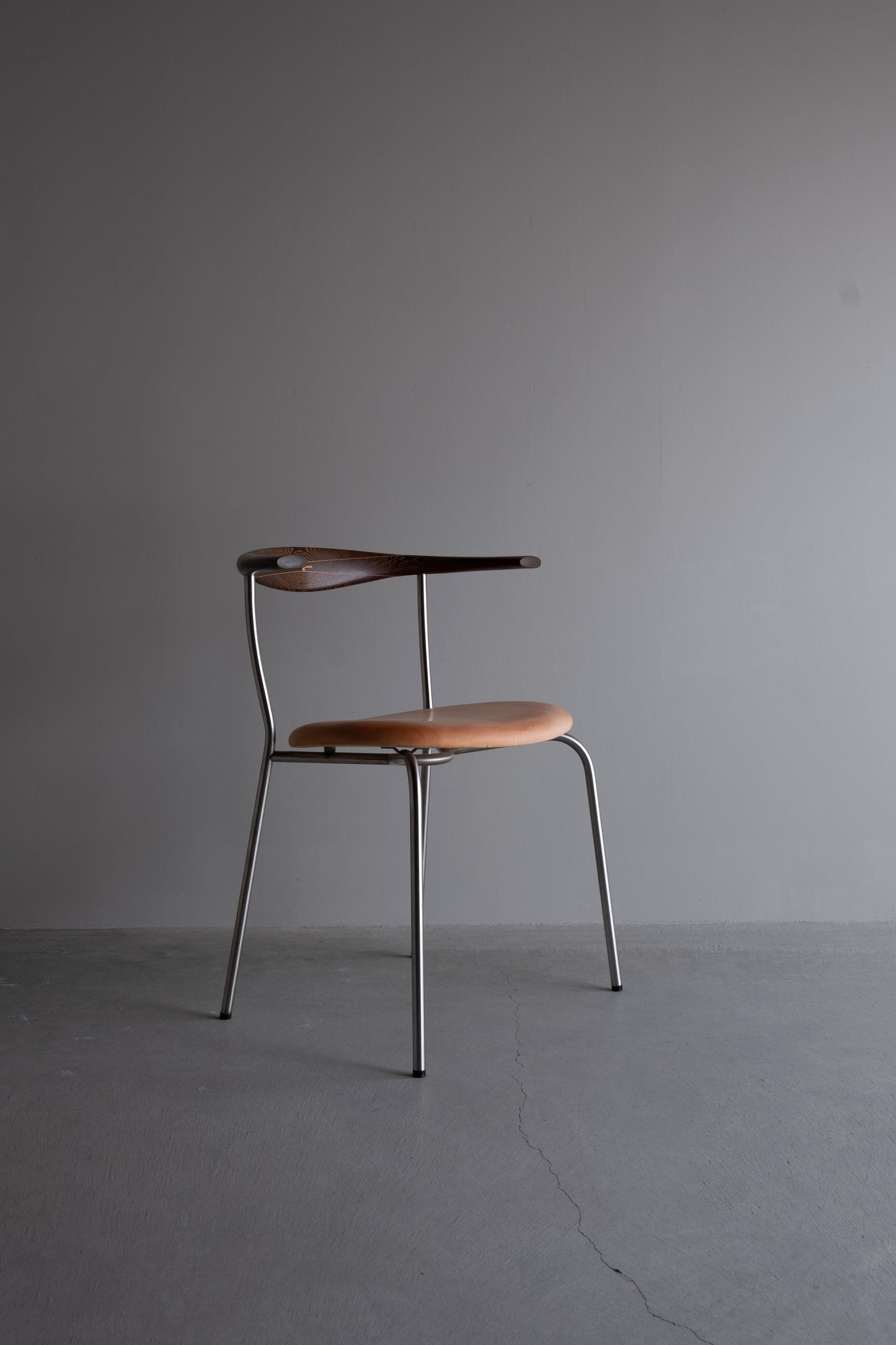 pp701 | Minimal Chair - Rare Edition