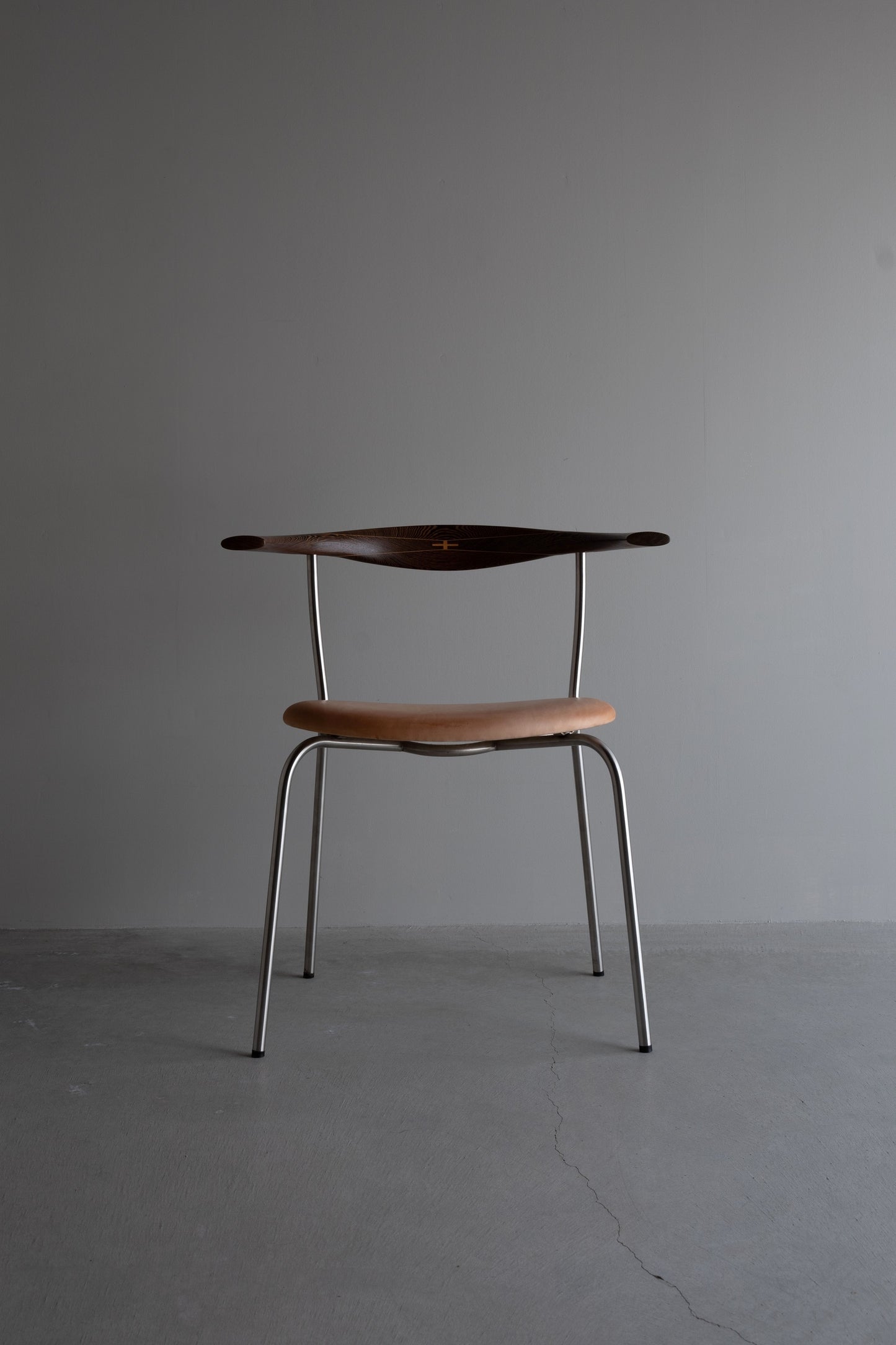 pp701 | Minimal Chair - Rare Edition