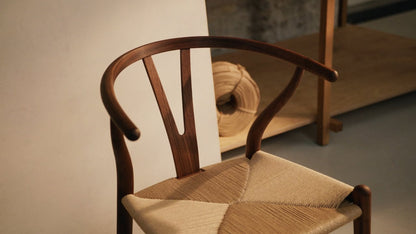 CH24 | Y Chair - Carl Hansen & Søn 製造ビデオ